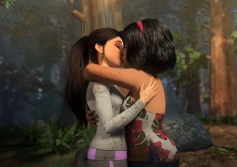 Netflix Airs Lesbian Kiss on Kids’ Cartoon!