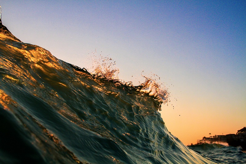 Kissing the Wave