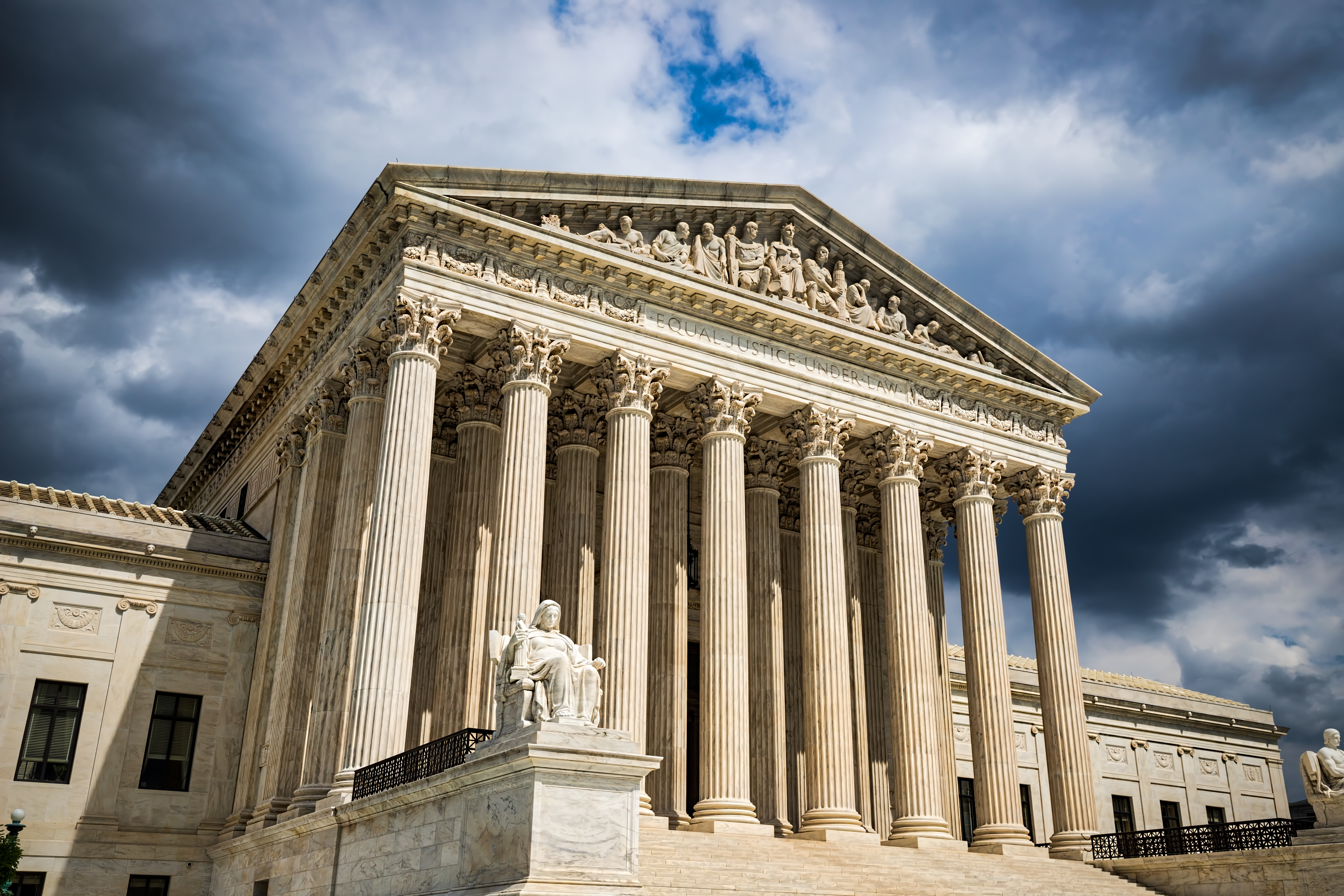 Should America Abolish the Supreme Court?